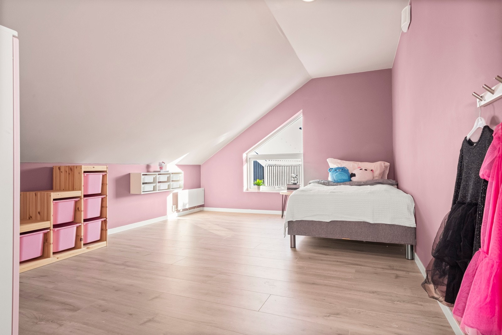 Soverom nr. 2 i 2.etasje. Galleribilde