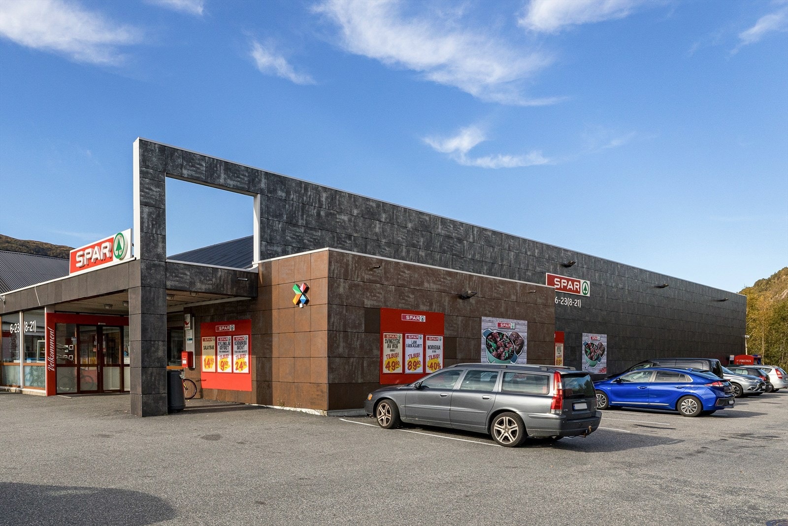 Nærområdet - Dagligvarebutikker på Lone - Her bilde av Spar Lone Galleribilde