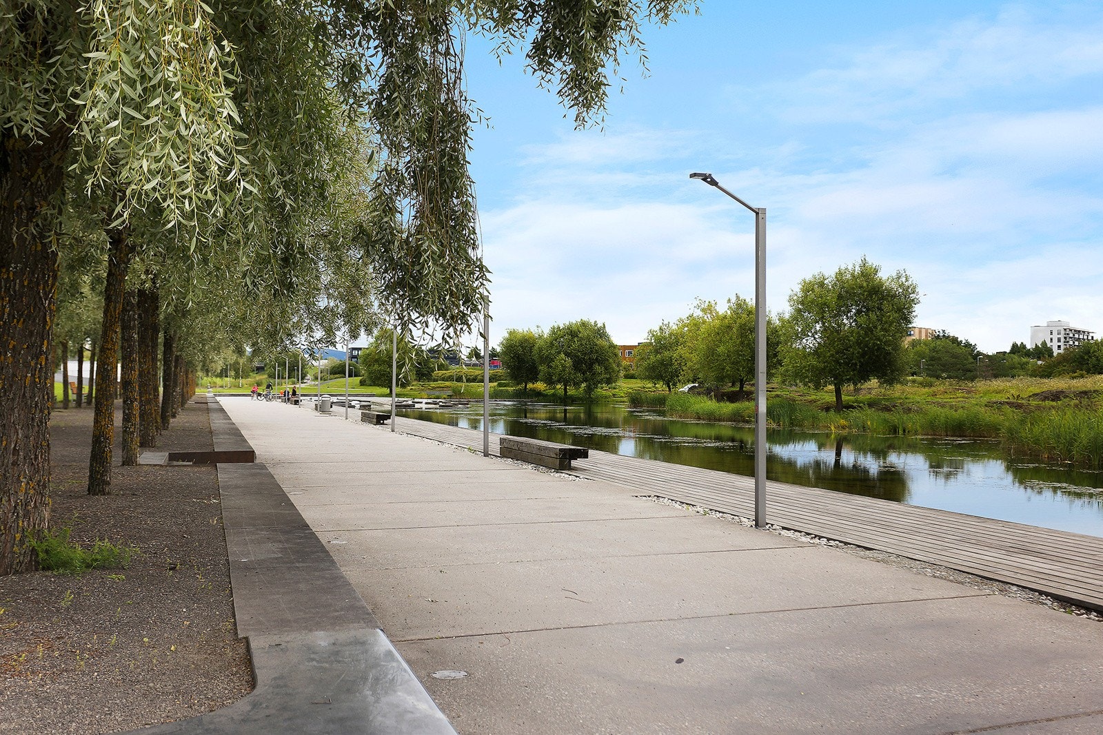 Naturen står i sentrum, med Nansenparken rett utenfor døren. her kan du nyte vakre turstier, grønne områder, lekeplasser og treningsapparater. Galleribilde