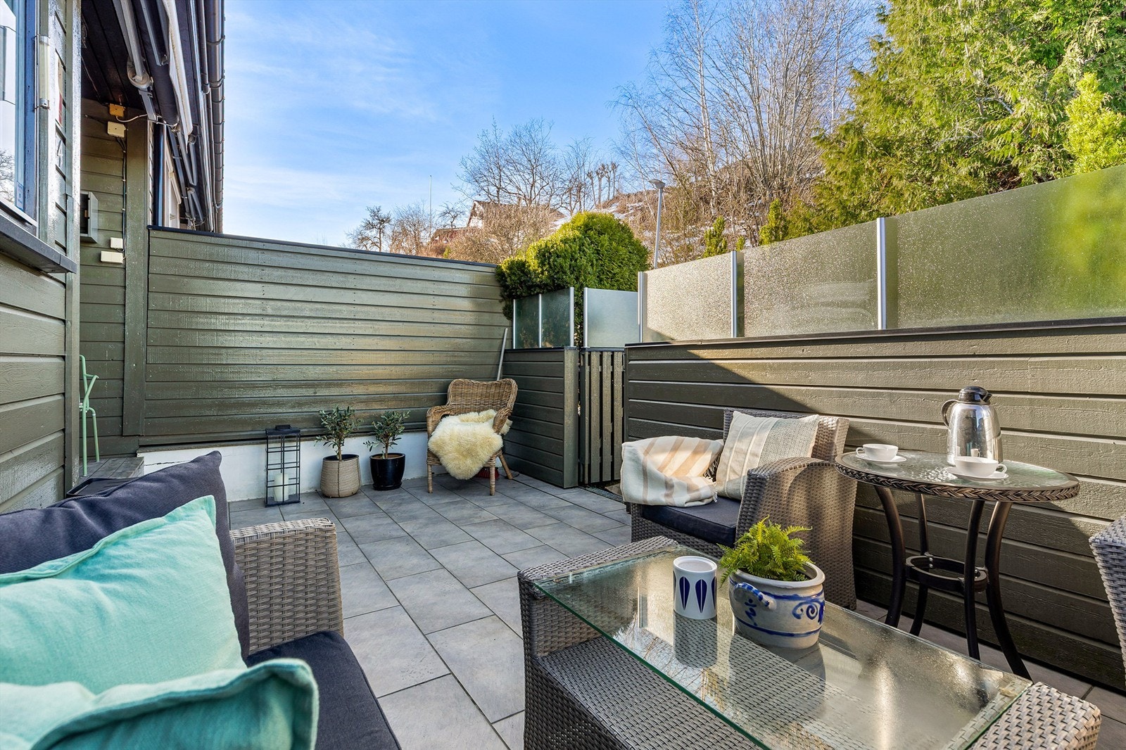 Her er det god plass til utemøbler. Galleribilde