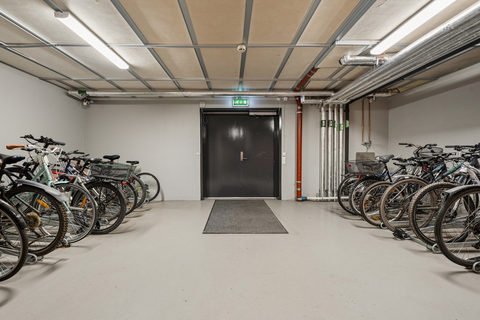 Felles sykkelbod. Galleribilde