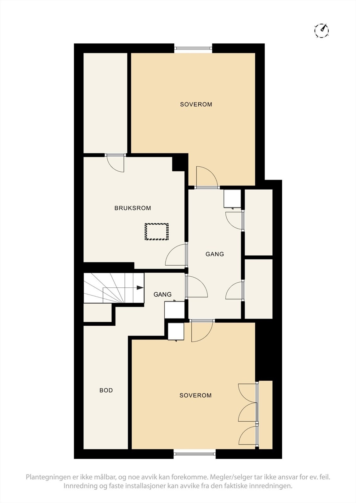 Loftsetasjen er en privat sone med to romslige soverom og en praktisk arbeidsrom og boder. Galleribilde