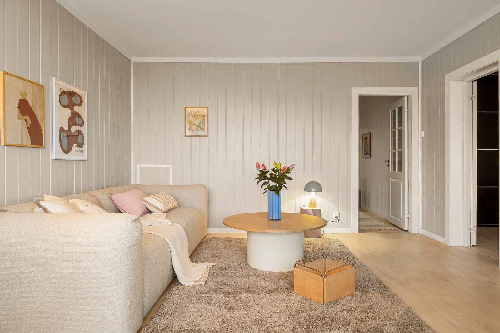 Det er felles vaskeri i kjelleren samt felles sykkelbod. Galleribilde