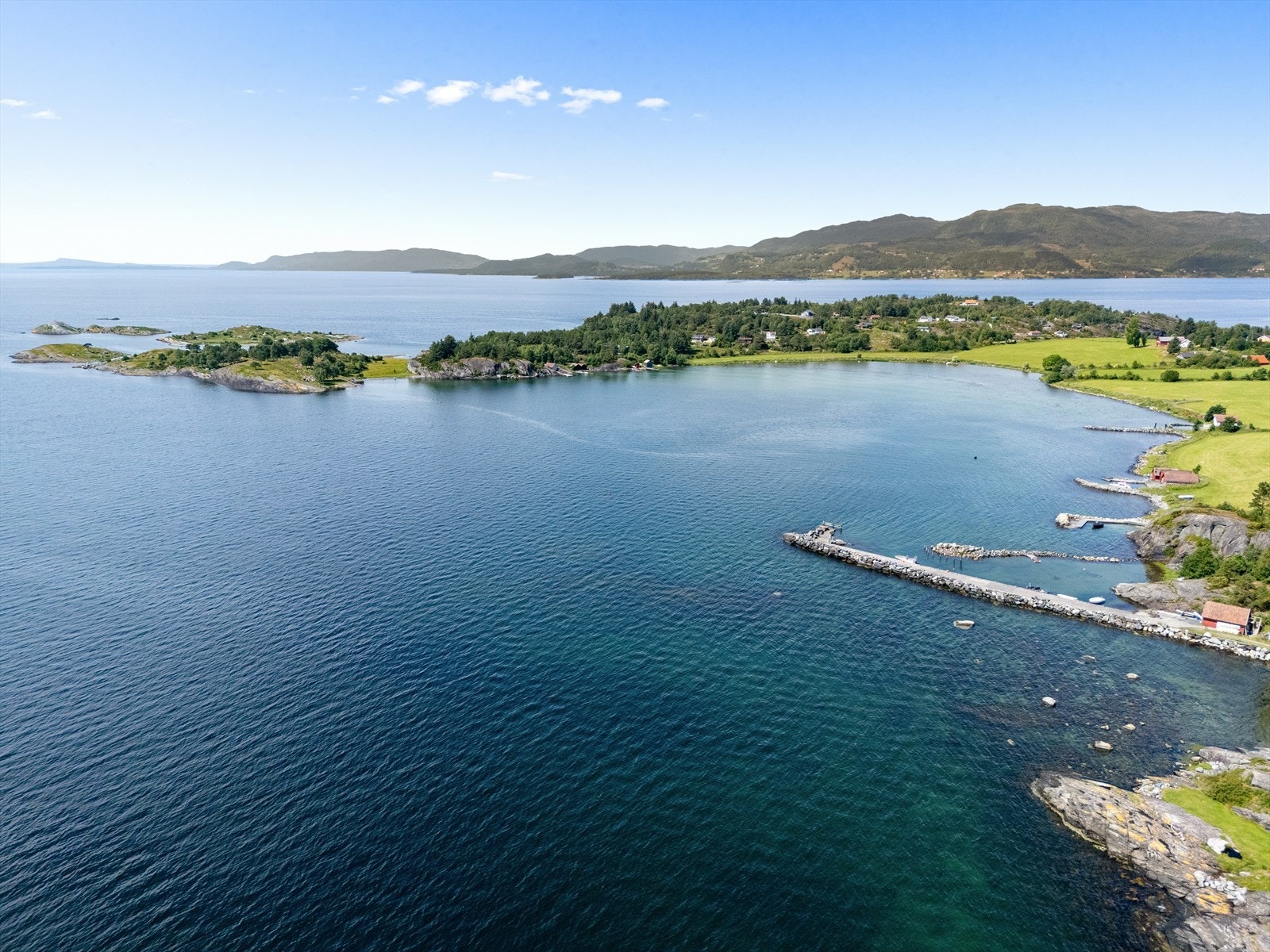 Hyttas nærområde. Galleribilde