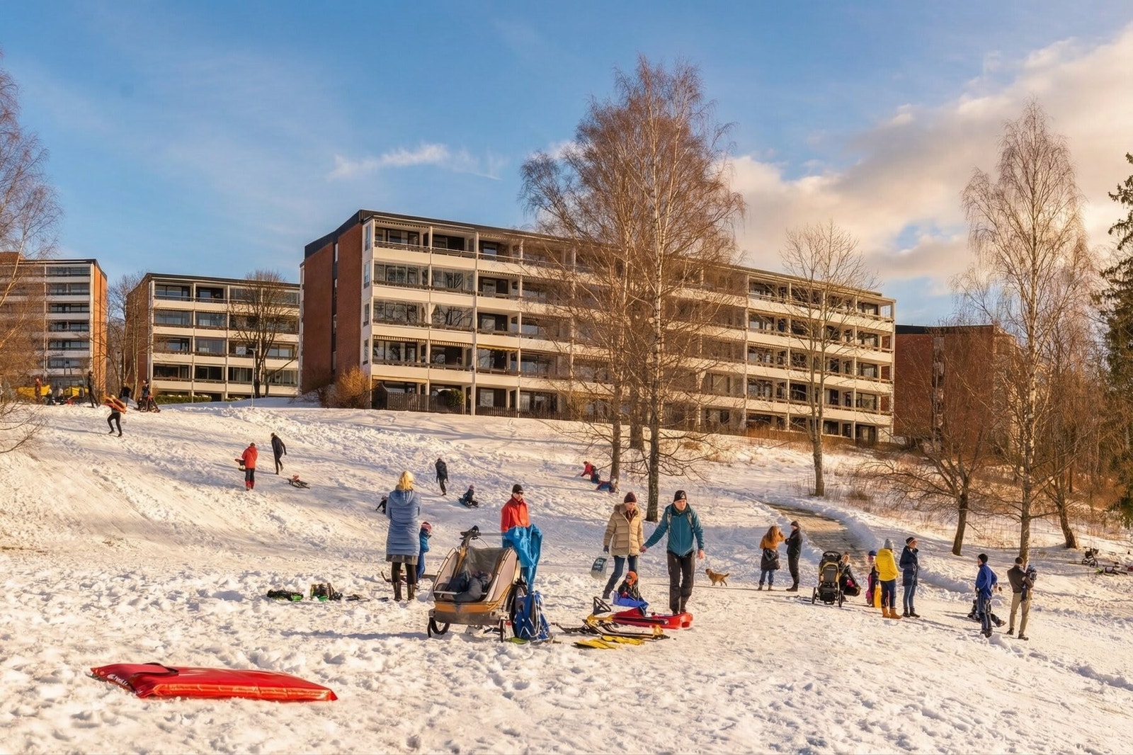 Orebakken Borettslag ligger rolig til ved foten av Holmenkollåsen. Galleribilde