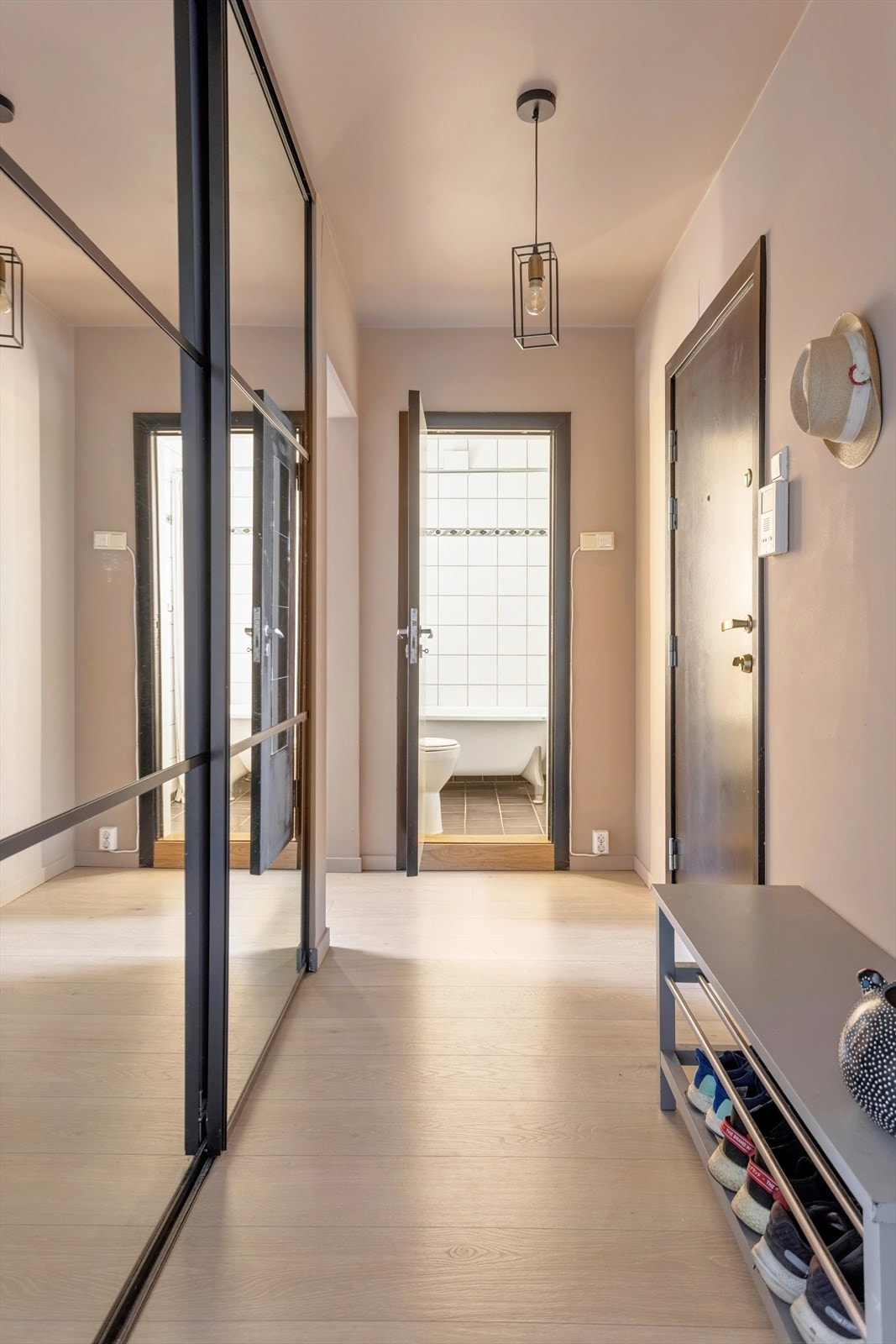 Varmt velkommen til visning! Galleribilde