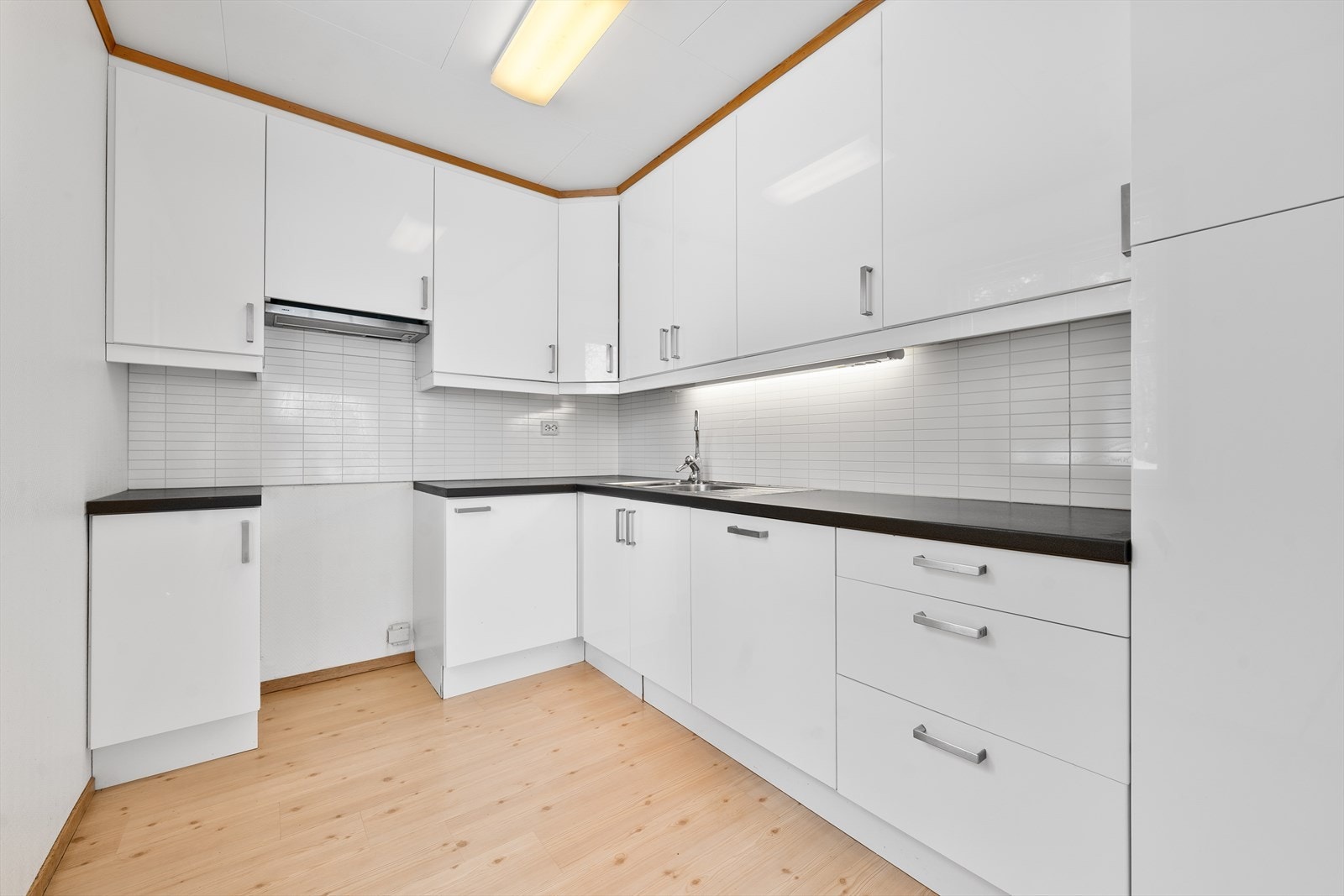 Godt med skap- og benkplass Galleribilde