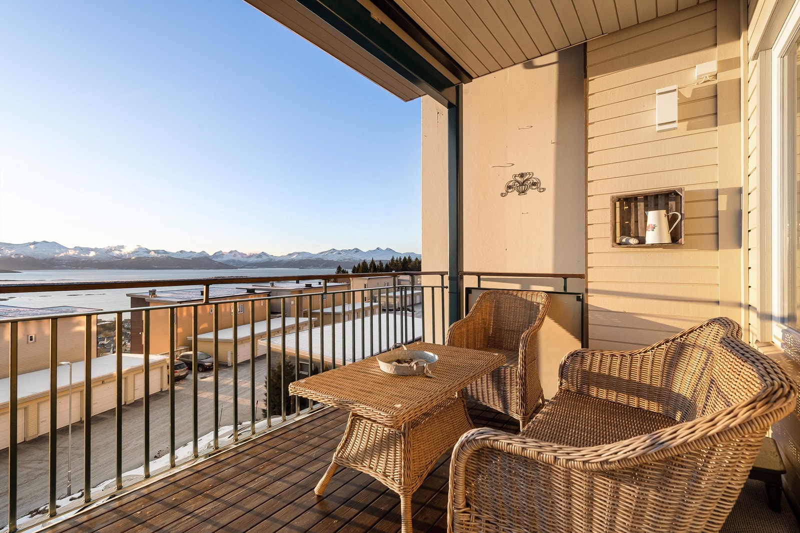 Velkommen til flotte Sollivegen 105! Presentert av Håvard Straumsheim i Møremegling Galleribilde