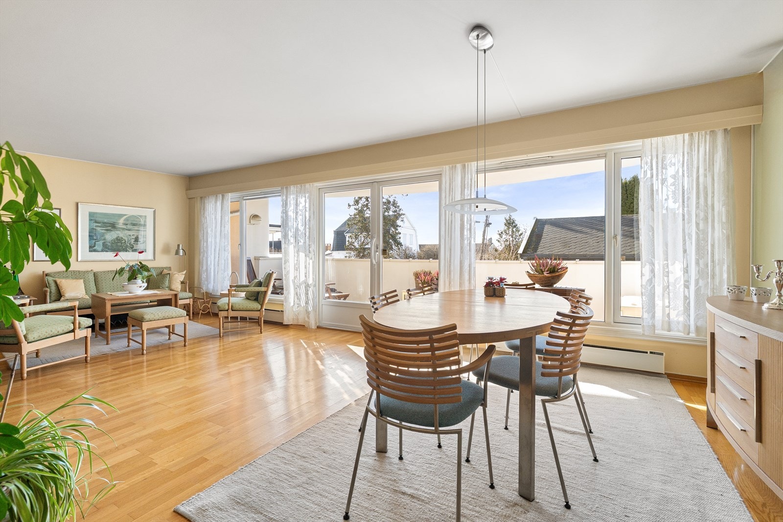 Nordvik ved Morten S. Hannestad har gleden av å presentere Hoffsveien 88! Foto: Trond Walsø. Galleribilde