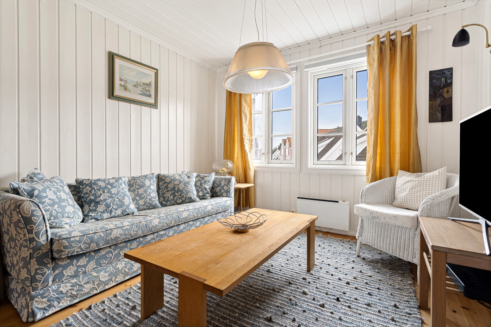 Her sørger vinduene for godt med lysinnslipp. Galleribilde