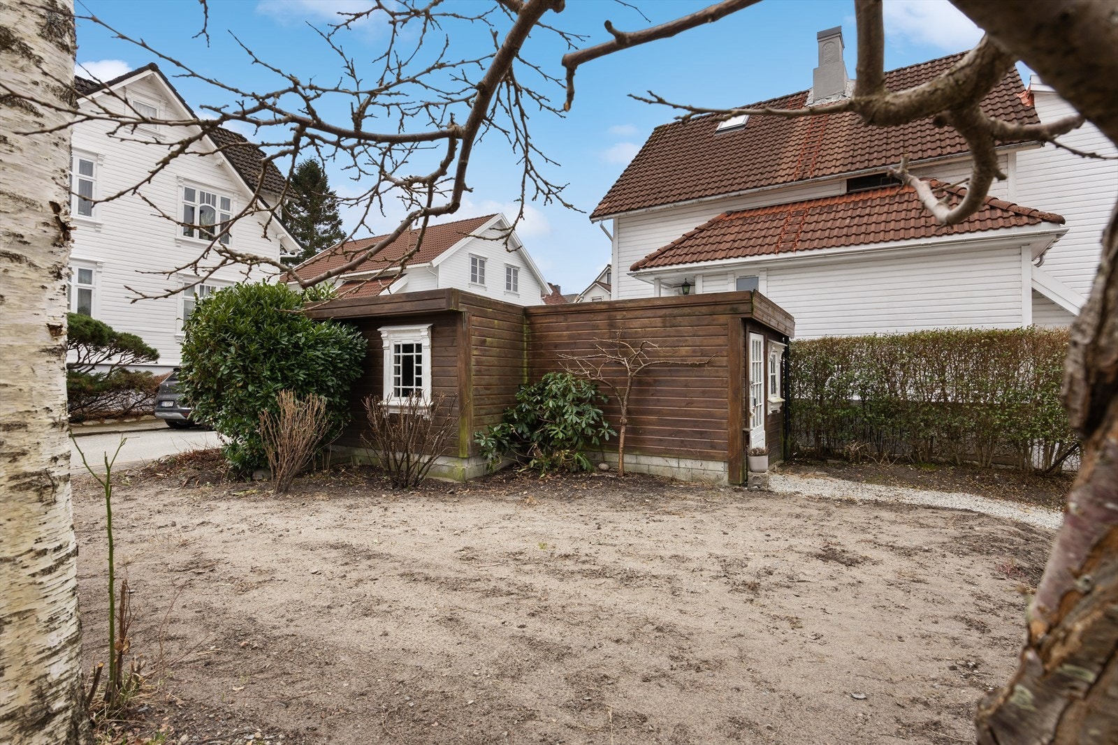 Utvendig bod. Galleribilde