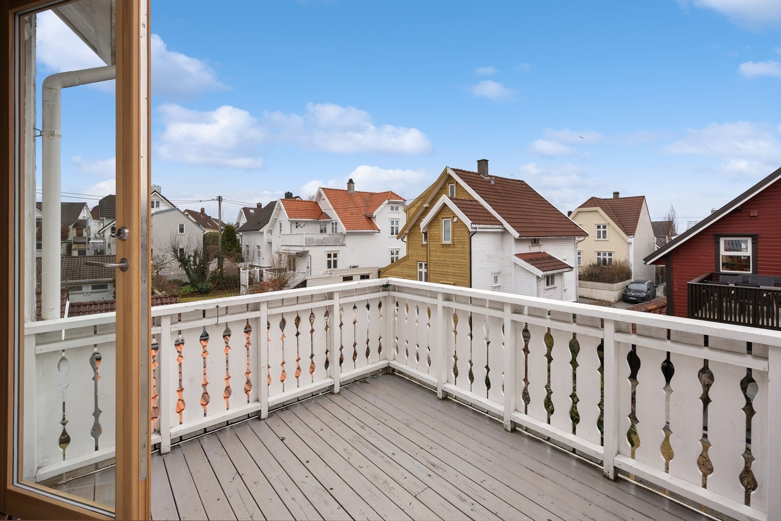 Hyggelig balkong plassert i 2. etg. Galleribilde