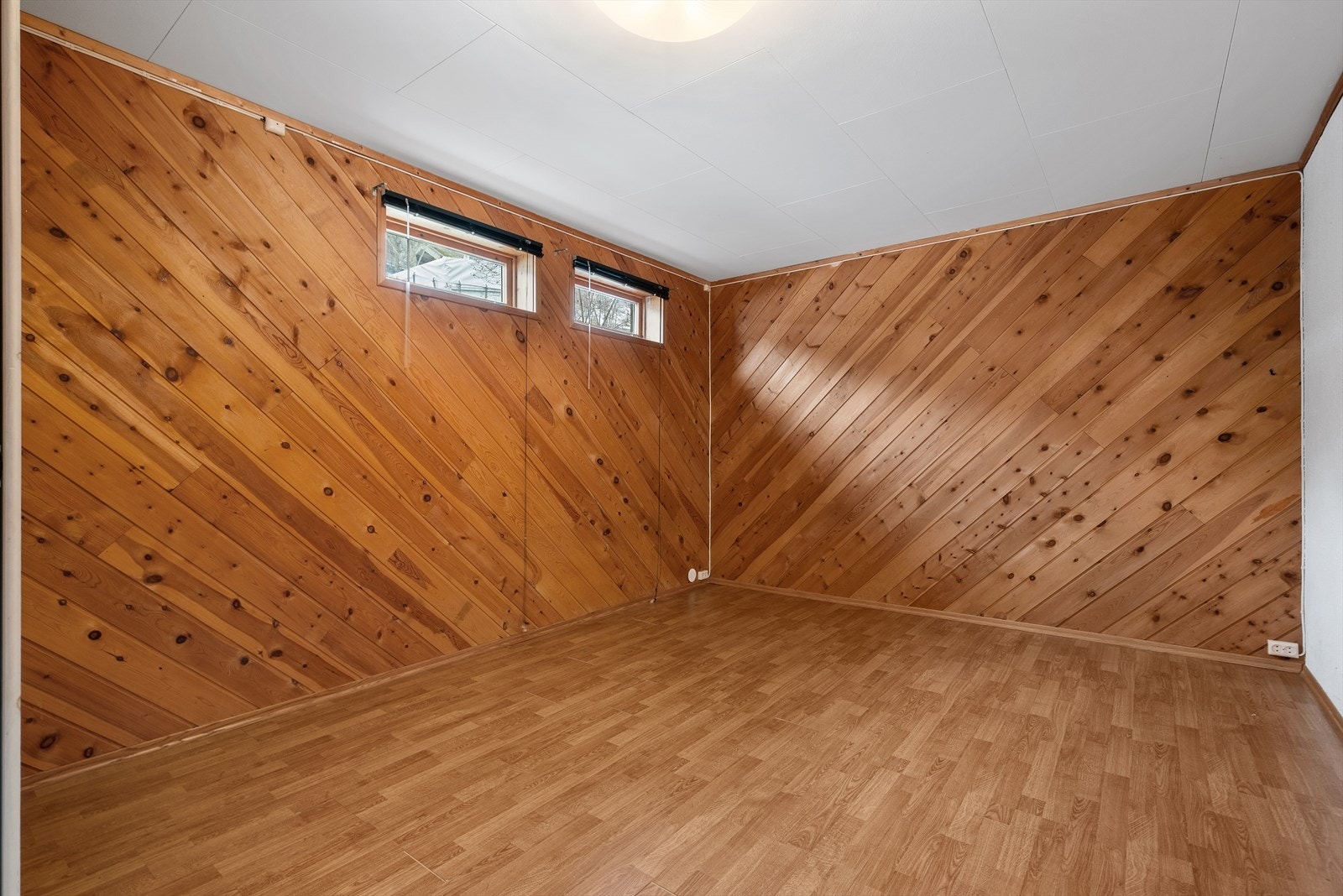 Videre beveger vi oss til sokkelens 2. stue som byr på en rekke bruksmuligheter! Galleribilde