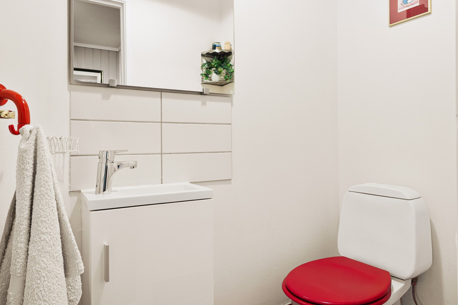 Det er varmekabler på toalettrommet. Galleribilde