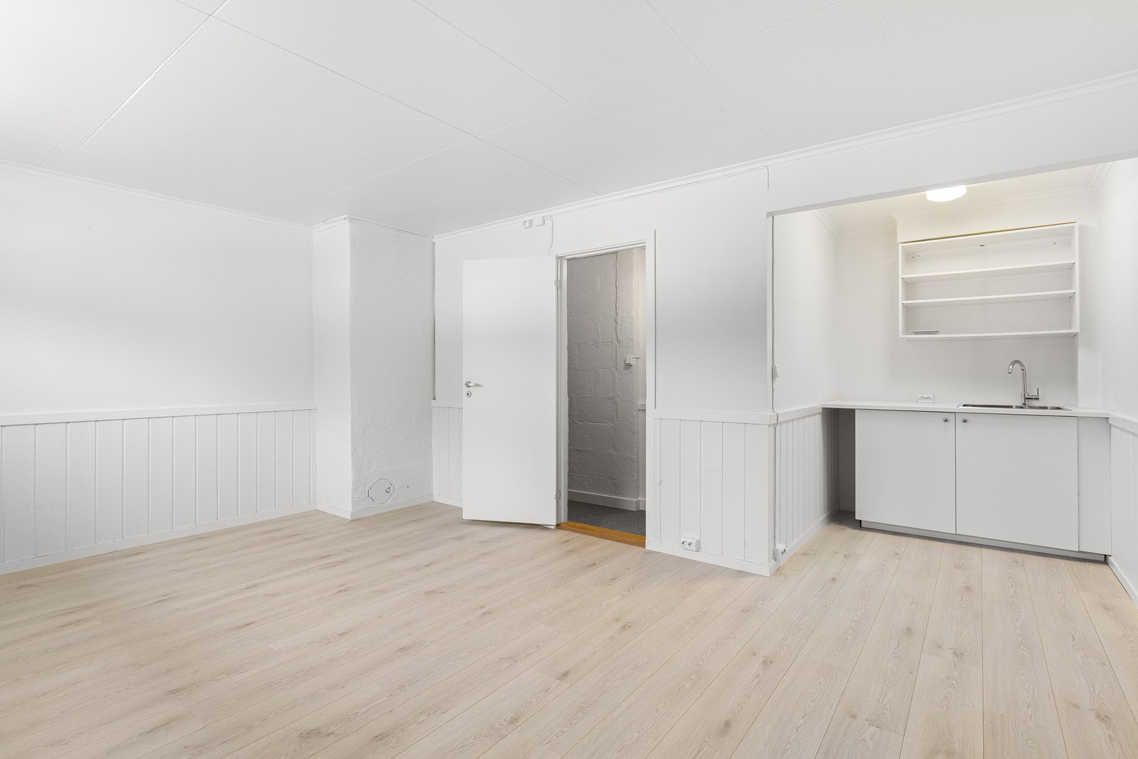 Her er det også en koselig stue med tilhørende te-kjøkken. Galleribilde