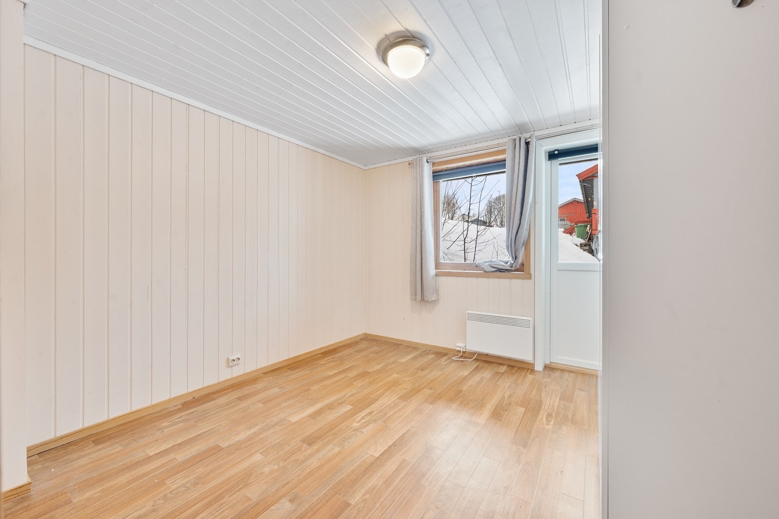 Soverom 3 i 2.etg (ikke omsøkt/godkjent for varig opphold pt.) Galleribilde
