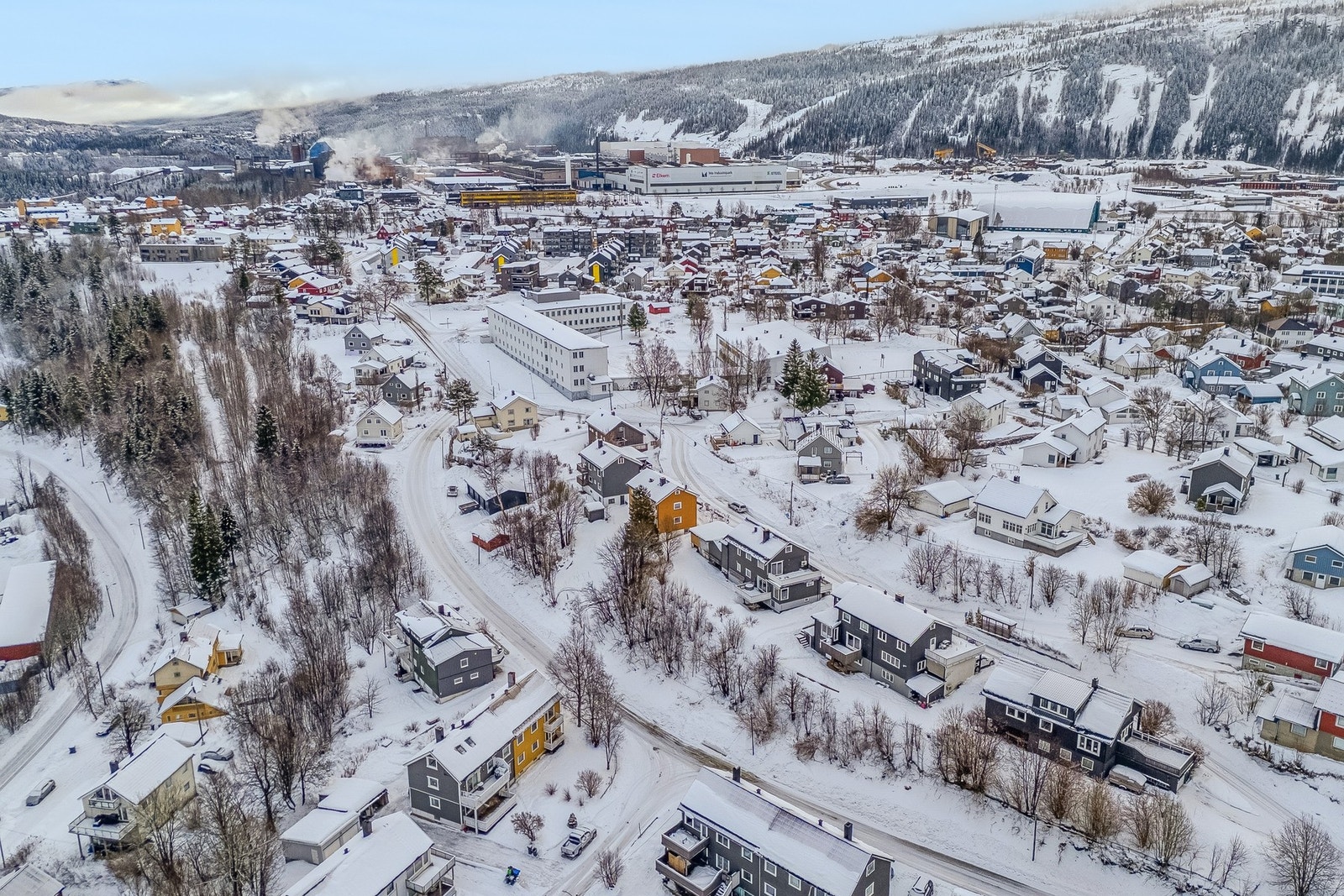 Nærhet til skoler, butikker, sentrum og turområder Galleribilde