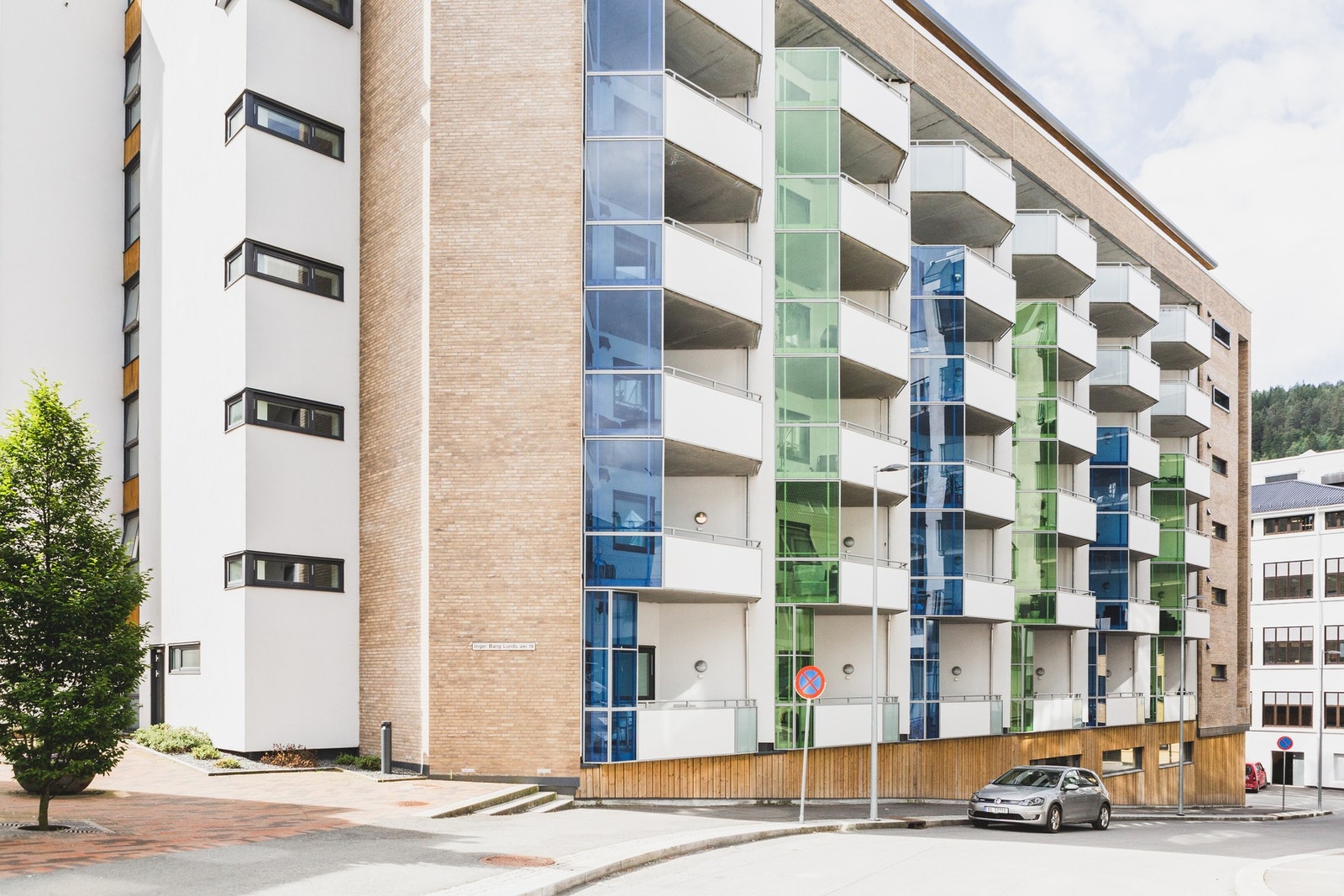 Leiligheten ligger høyt til, i byggets 6.etasje. Galleribilde