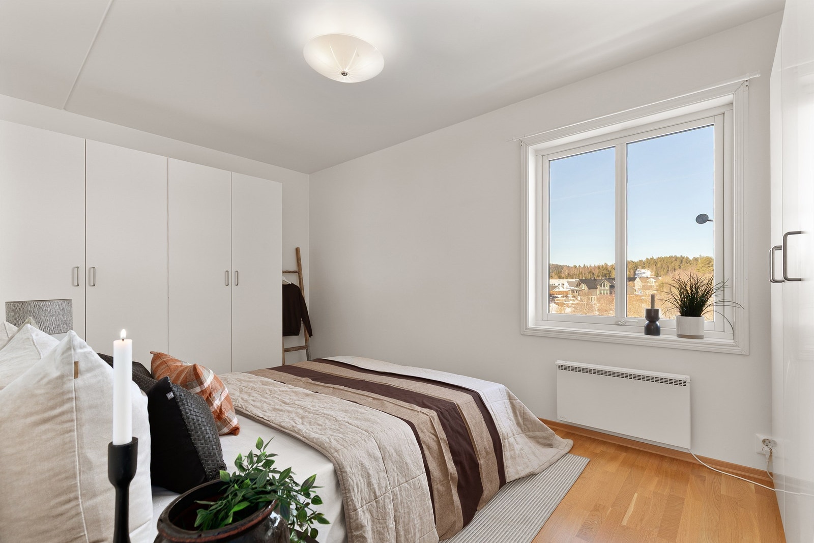 Soverom 1 er av god størrelse Galleribilde