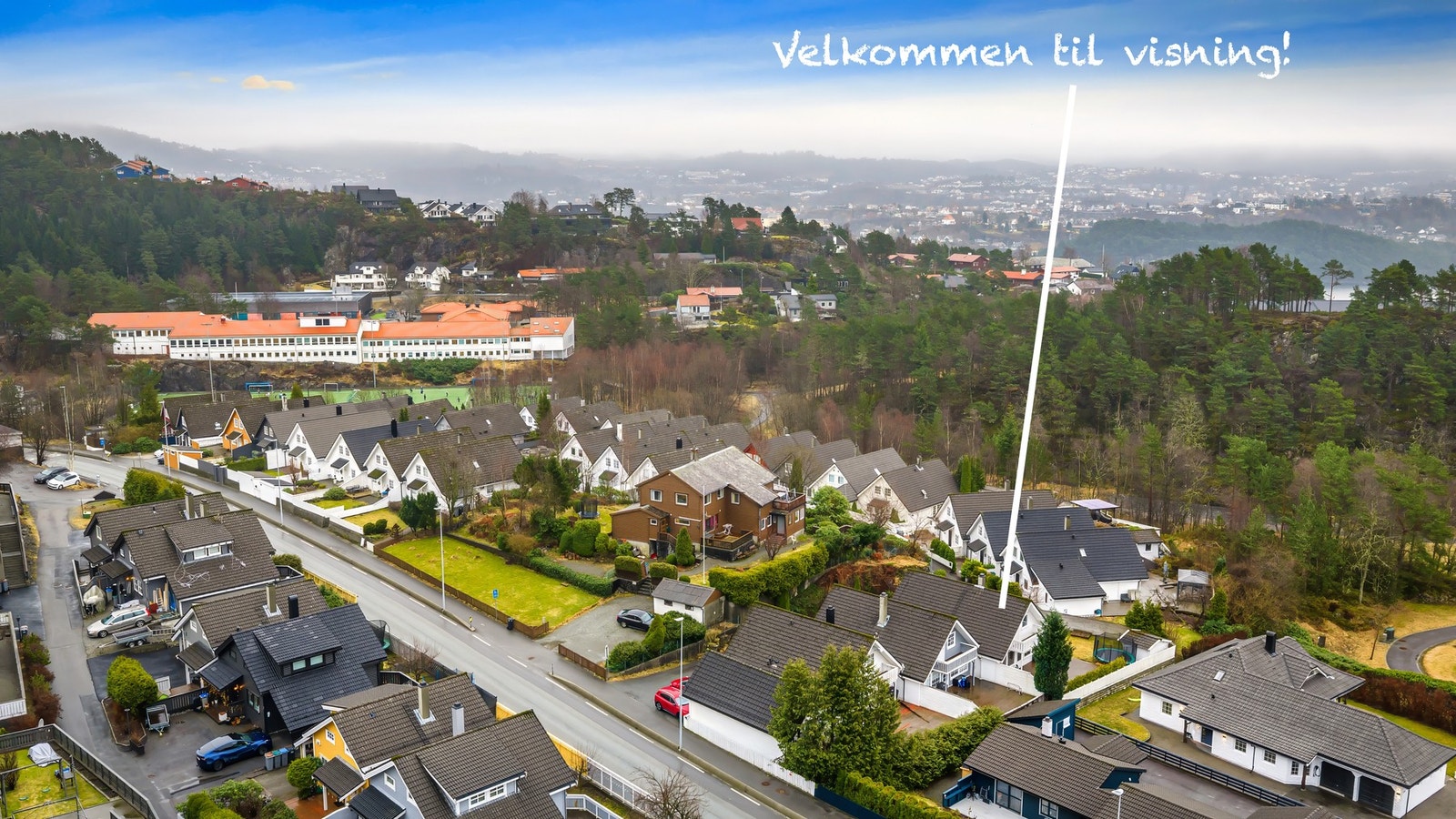 Parkering gjøres enklest ved skolen eller på gjesteparkering.
Velkommen til visning! Galleribilde