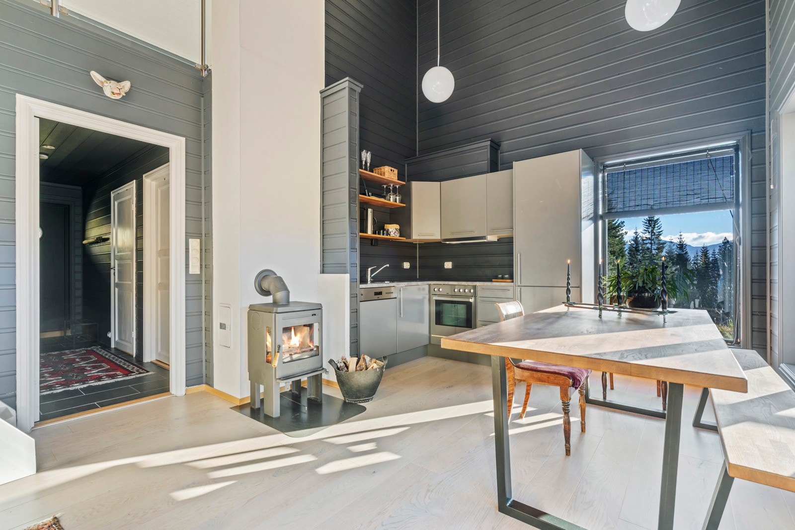 Vedovn som gir ekstra varme og kos på kalde dager Galleribilde