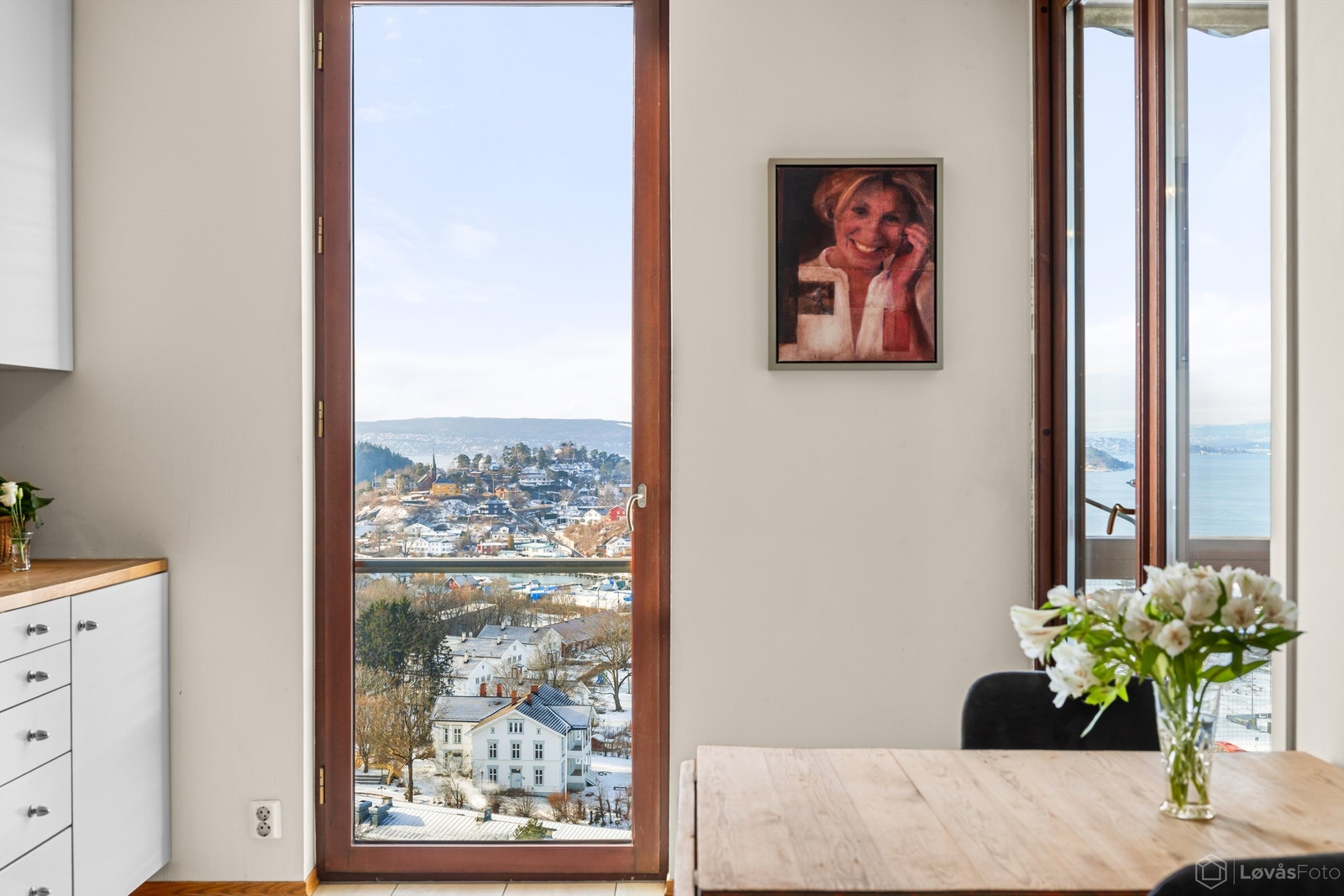 Her bor du med umiddelbar nærhet til sjøen, Ekeberg og flotte turområder. Galleribilde