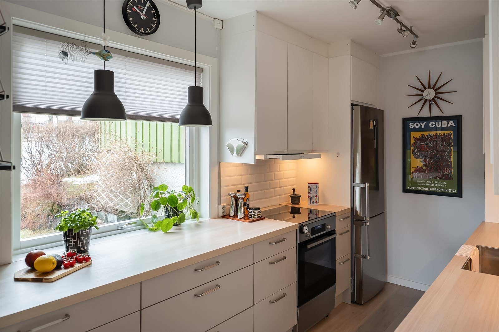 Lekkert og moderne kjøkken vurdert til tilstandsgrad 1 av takstmann. Galleribilde