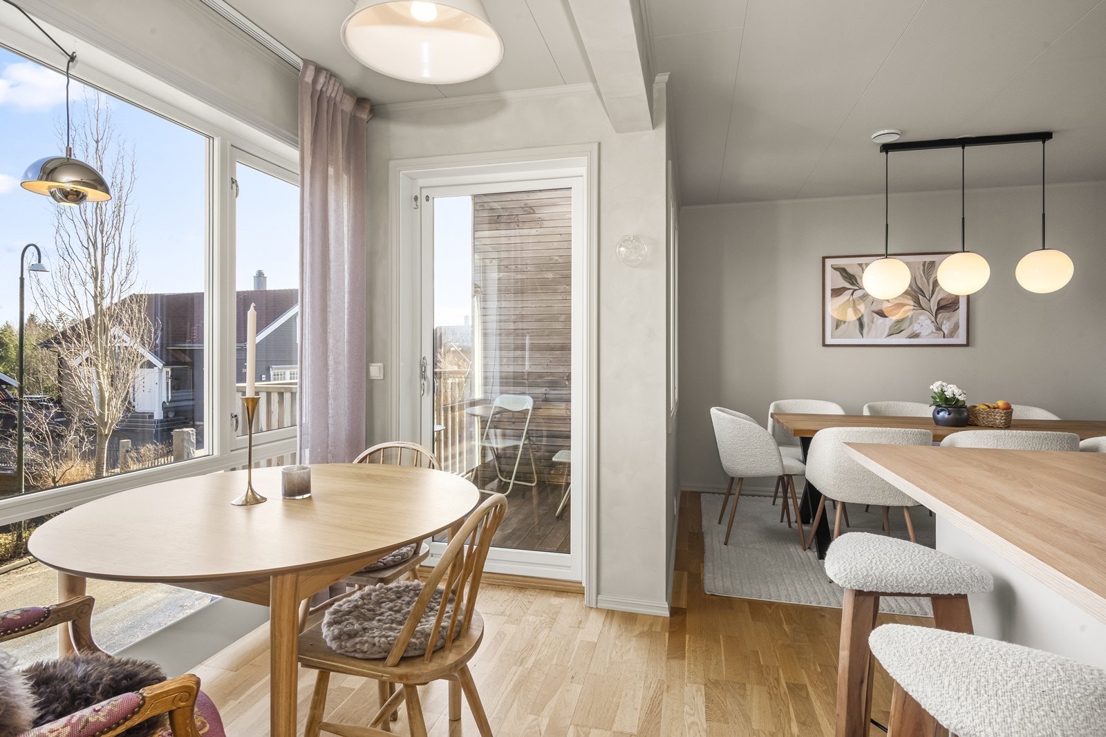 Fra kjøkkenet er det også utgang til balkong Galleribilde