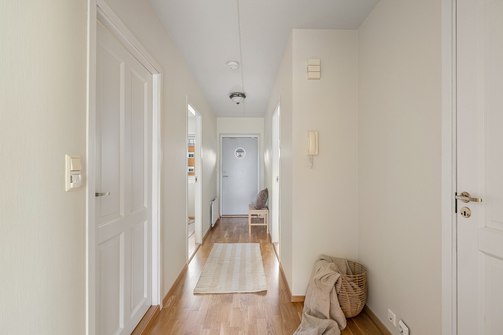 Du ønskes velkommen til en lys entré. Galleribilde