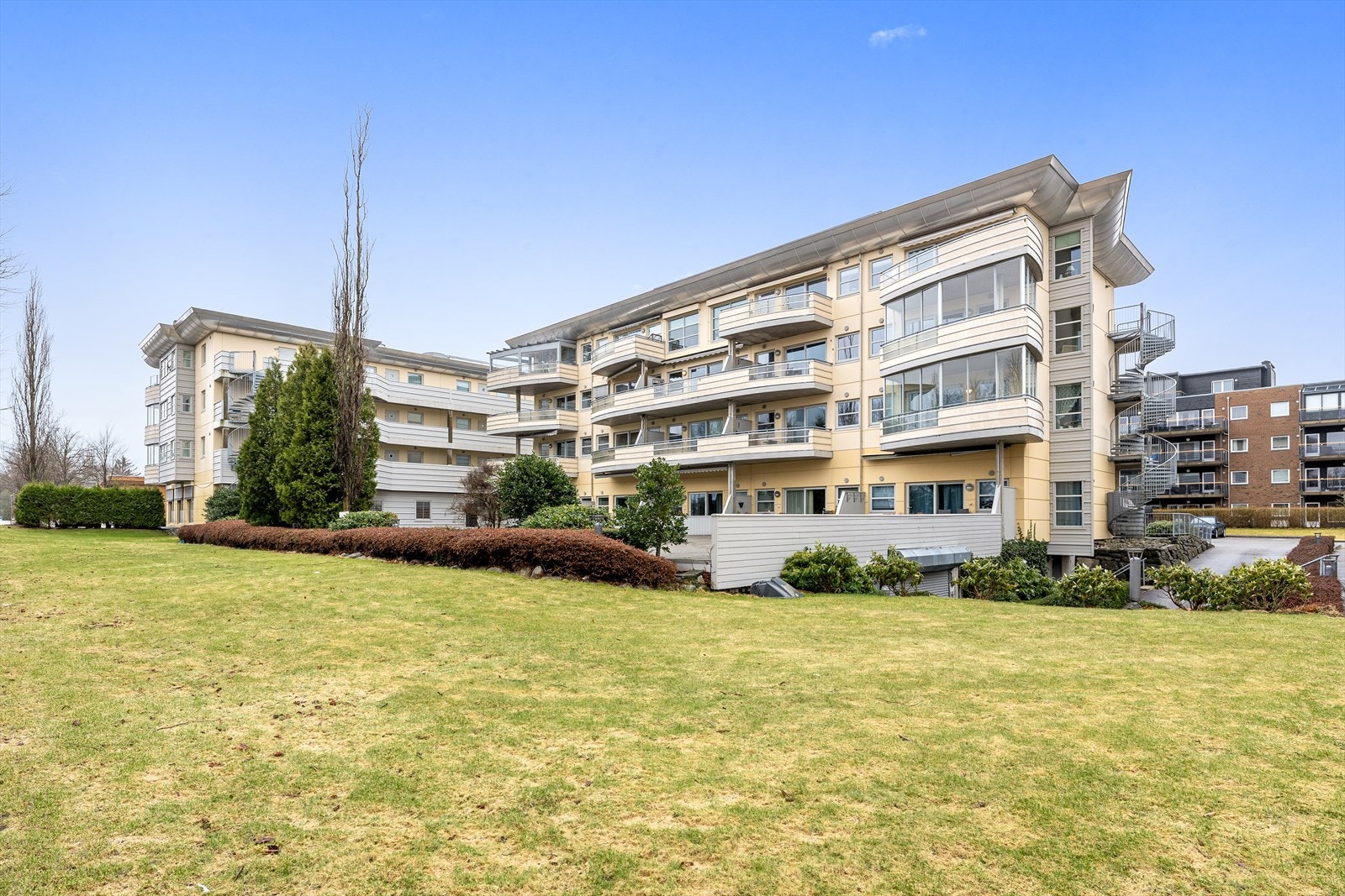 Her bor du i direkte nærhet til flotte turområder og solrike felles uteplasser. Galleribilde