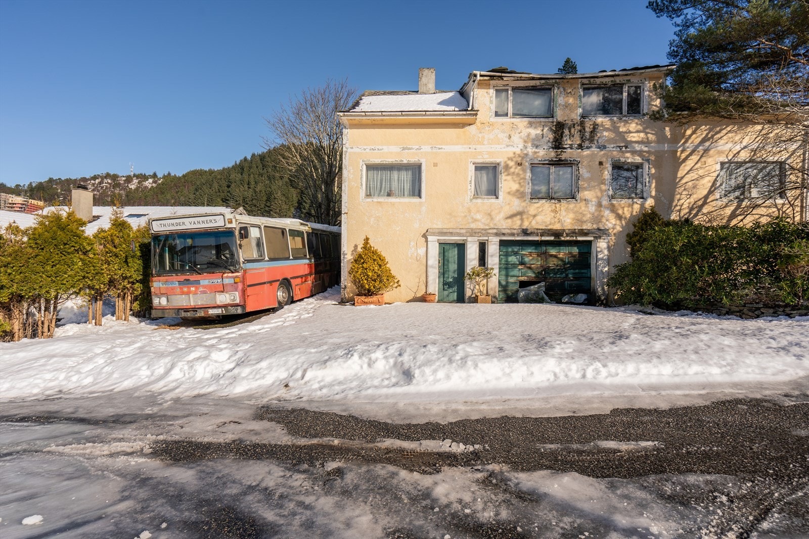 Velkommen til Fjellmyr 15, bolig med stort renoveringsbehov. Men mye potensiale Galleribilde