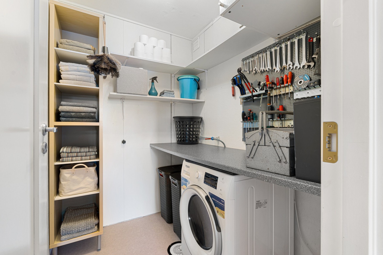 Svært praktisk med eget vaskerom. Galleribilde
