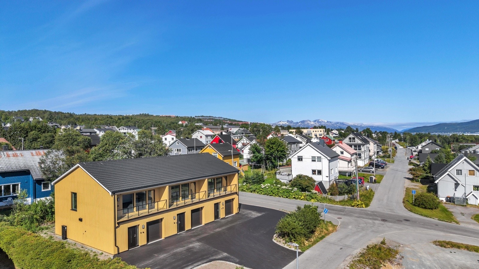 Nytt rekkehus med sentral beliggenhet på Gimle. Galleribilde