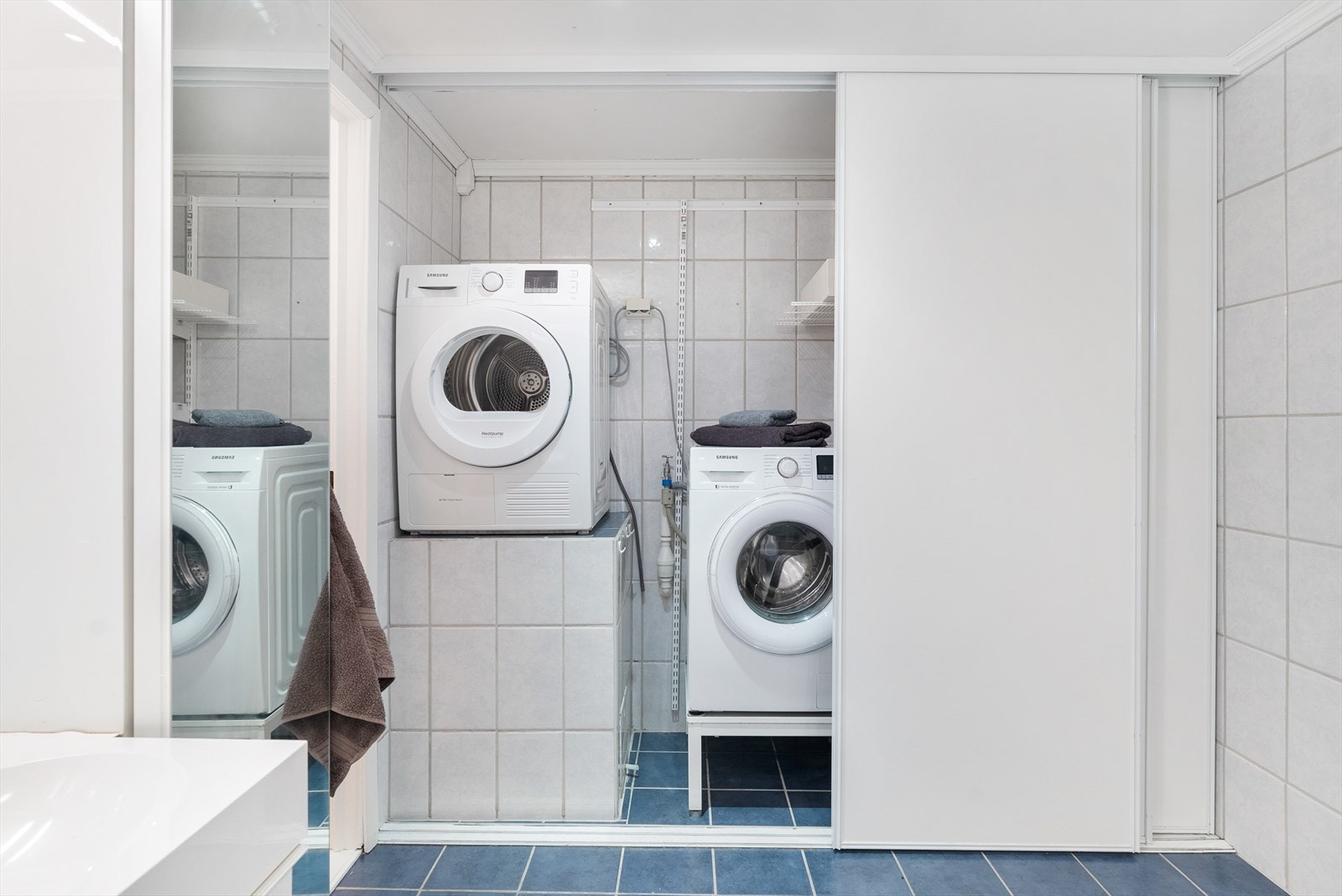 God plass til vaskemaskin og tørketrommel. Galleribilde