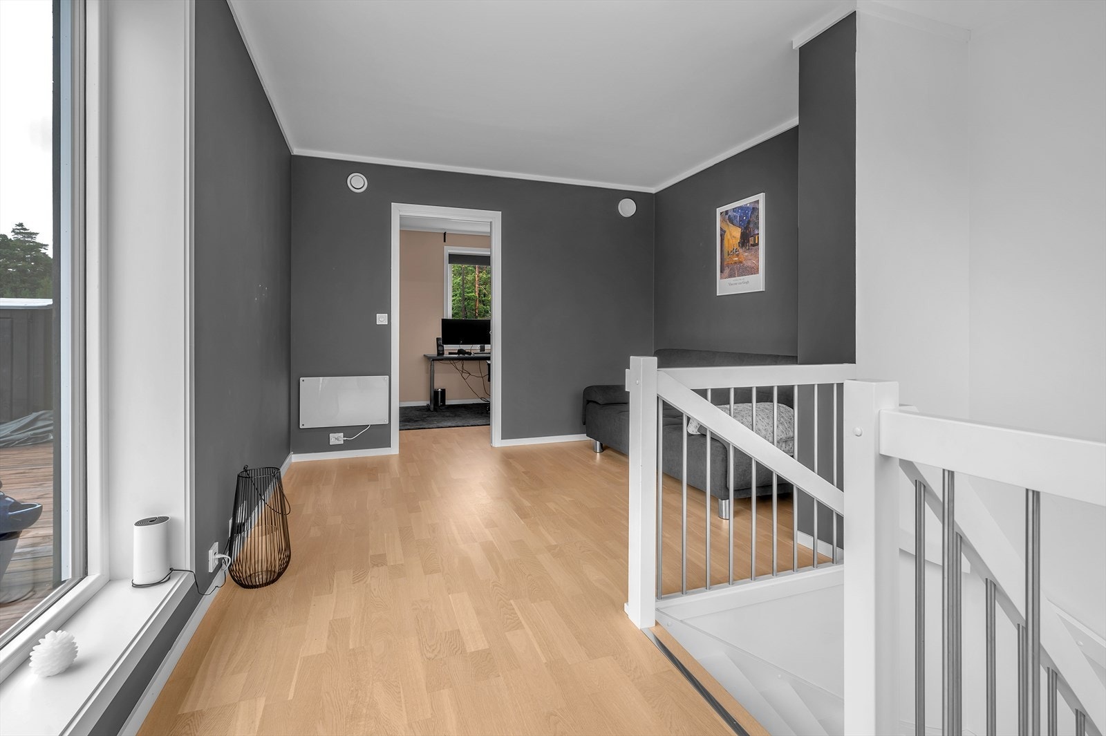 Praktisk TV-stue i 2. etasje - perfekt som ekstra oppholdsrom. Galleribilde