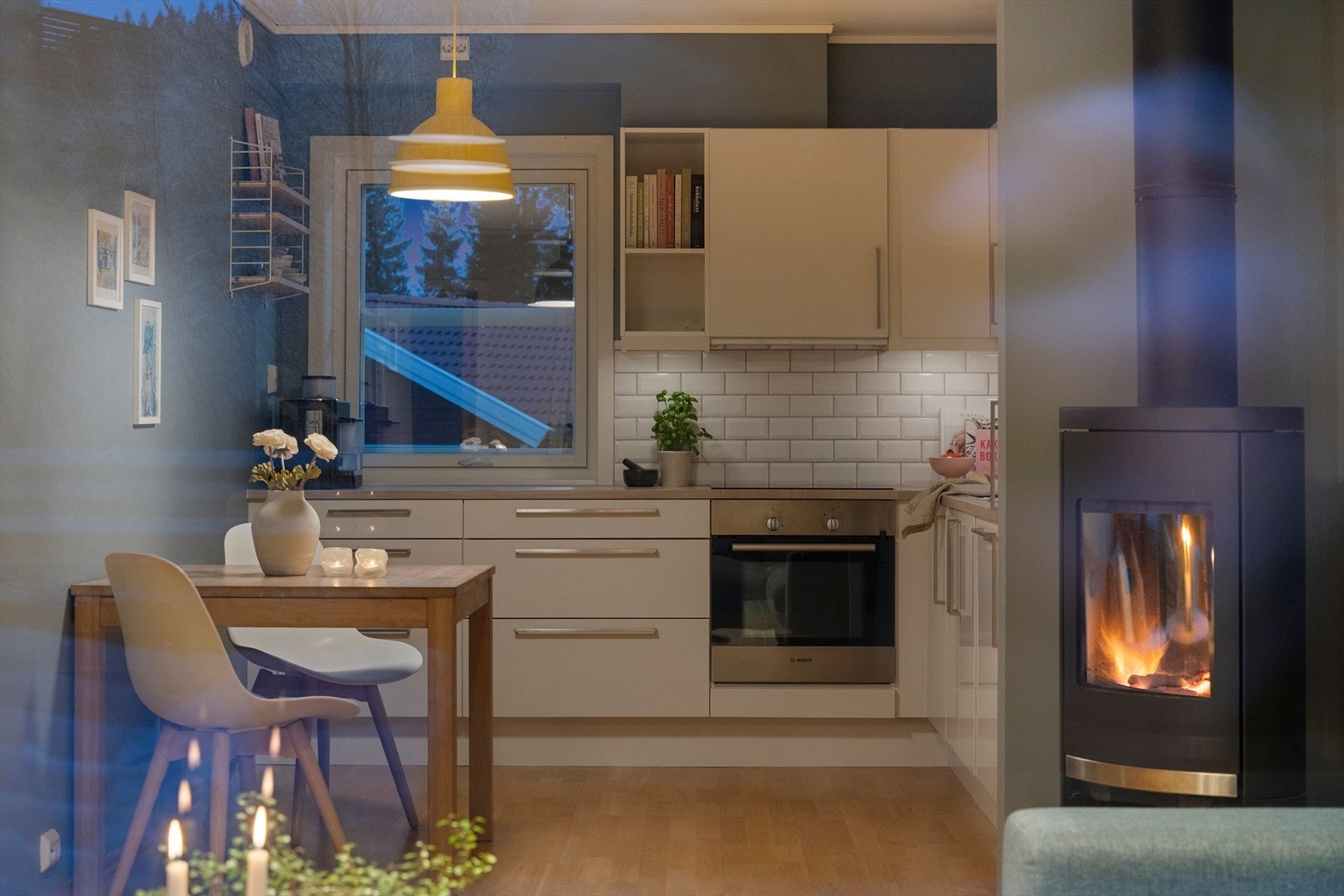 Dette er en delikat halvpart i en horisontaldelt tomannsbolig fra 2014. Galleribilde