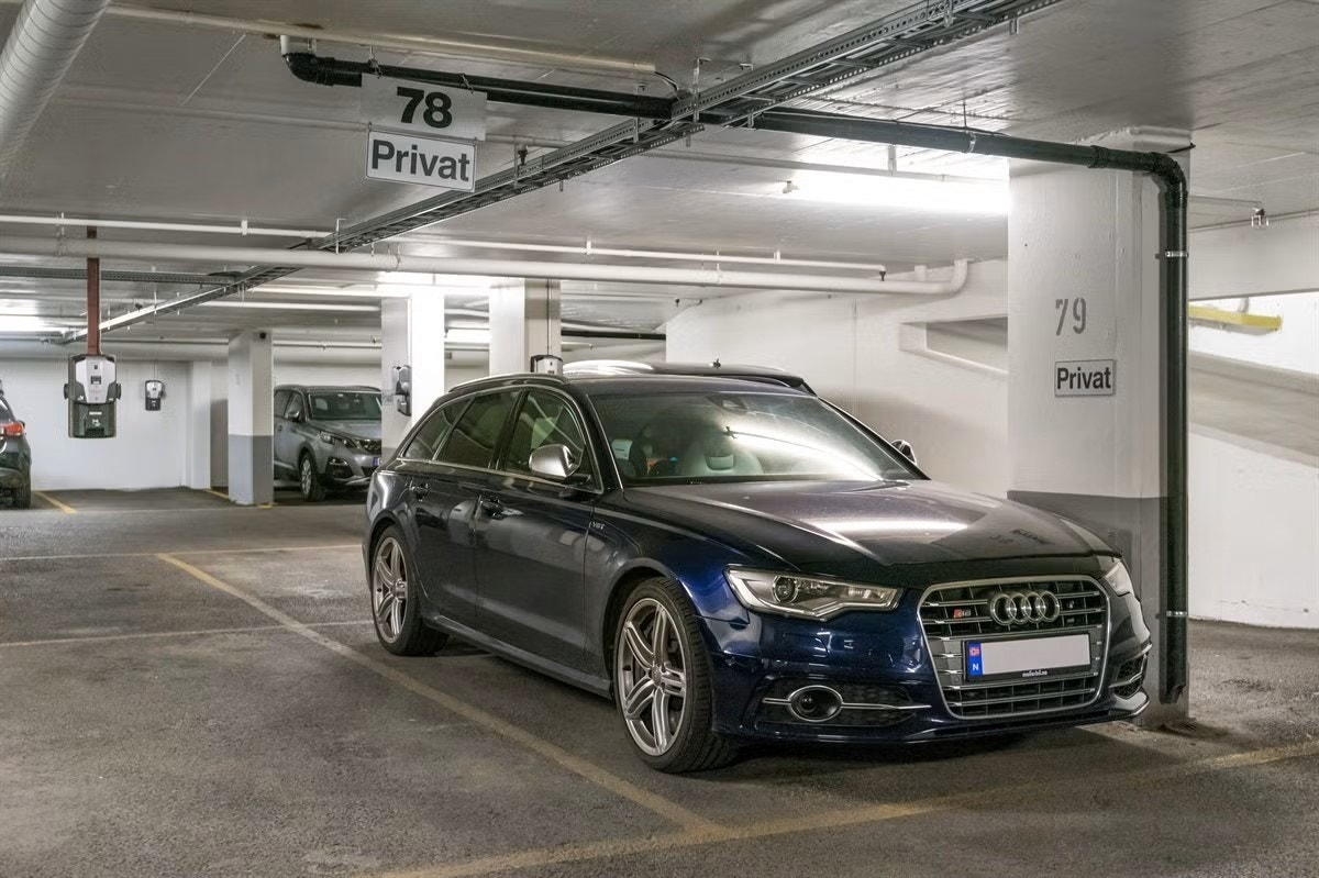 Medfølger garasjeplass i parkeringskjeller Galleribilde