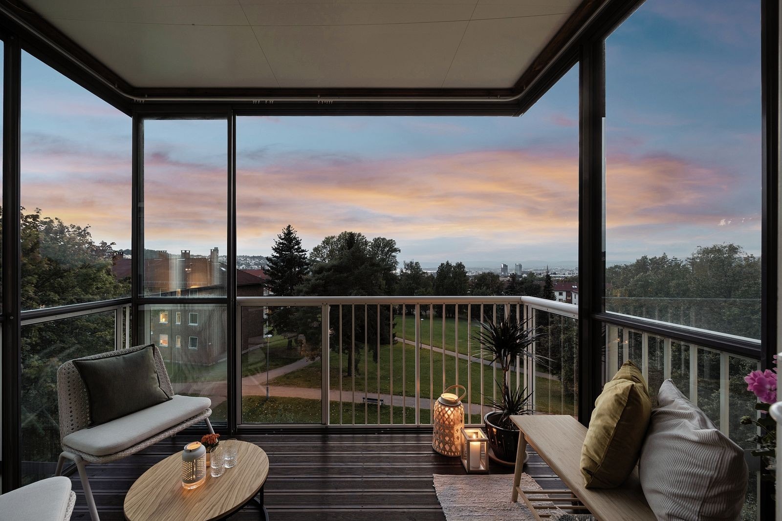 En perfekt oase for å nyte rolige kvelder med nydelige solnedganger Galleribilde