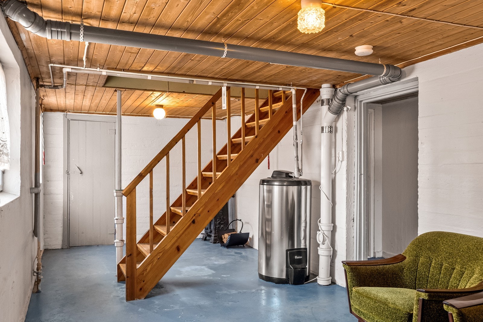 Kjelleren byr på gode lagringsmuligheter. Galleribilde