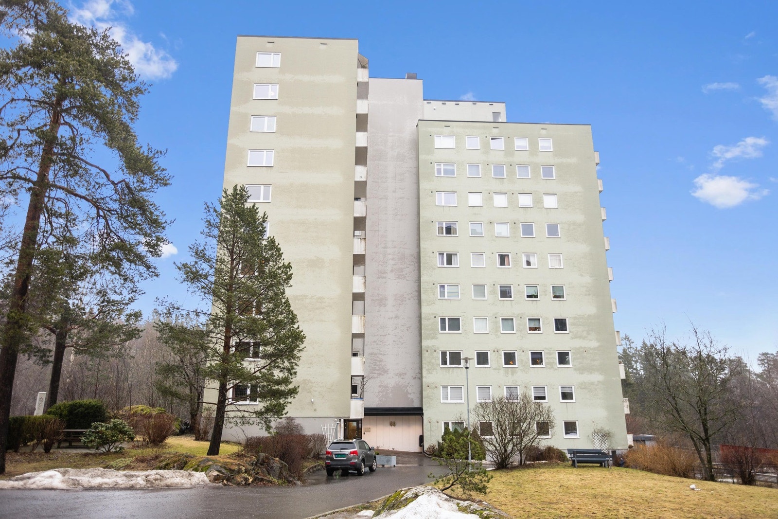 Sameiet har pent opparbeidete fellesarealer og meget barnevennlige omgivelser. Galleribilde