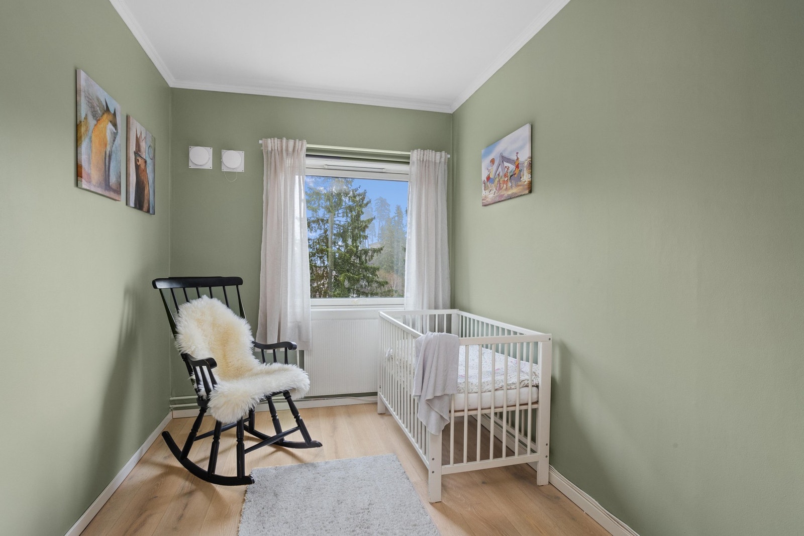 Soverom 2 benyttes i dag som barnerom. Galleribilde