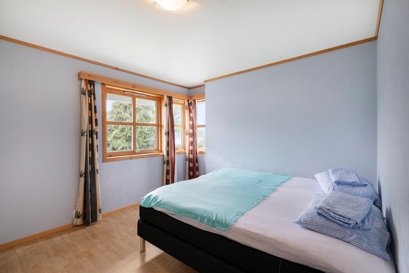 Soverom nr. 2 er beliggende i underetasjen Galleribilde