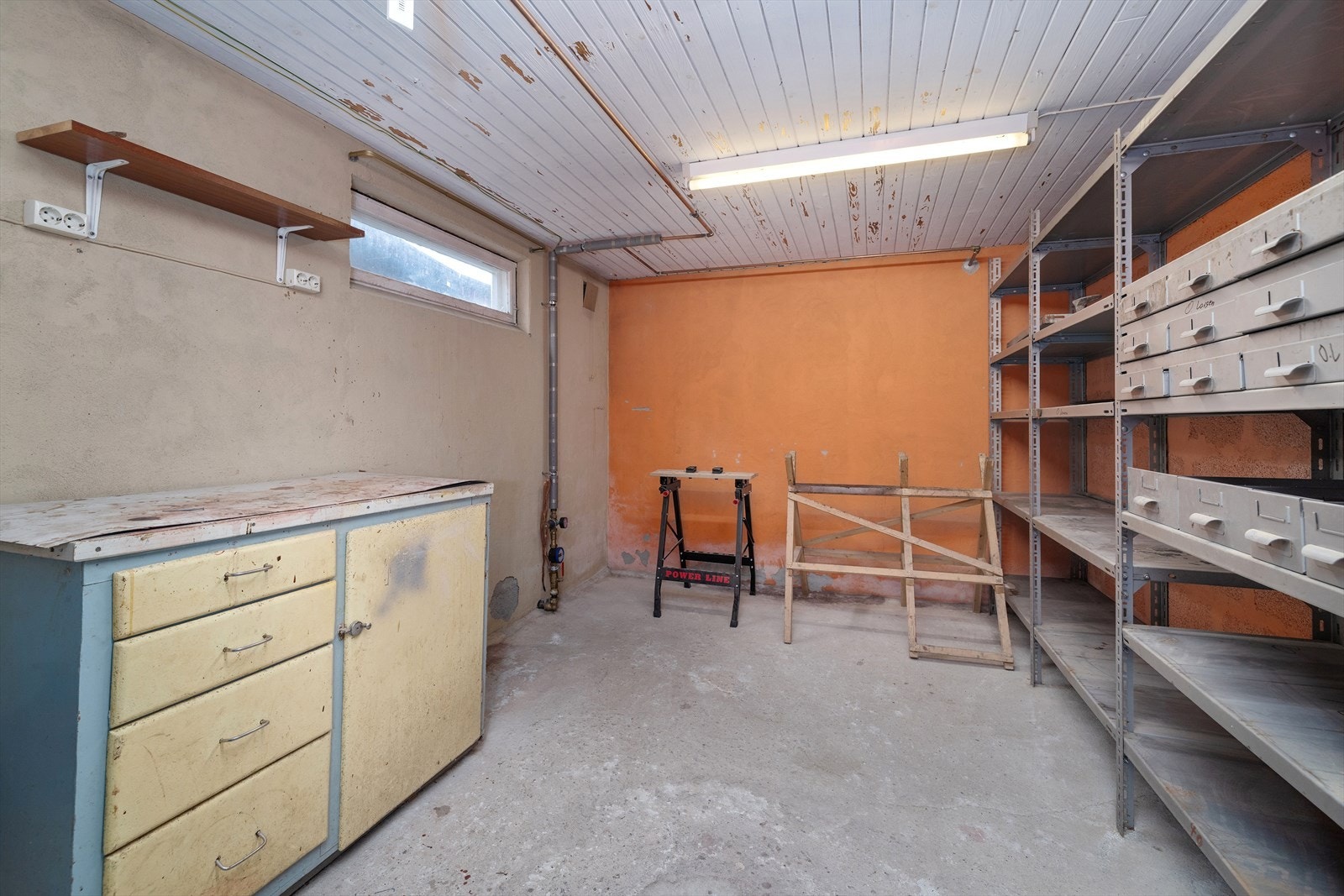 En av bodene er godt egnet som verksted eller hobbyrom. Galleribilde