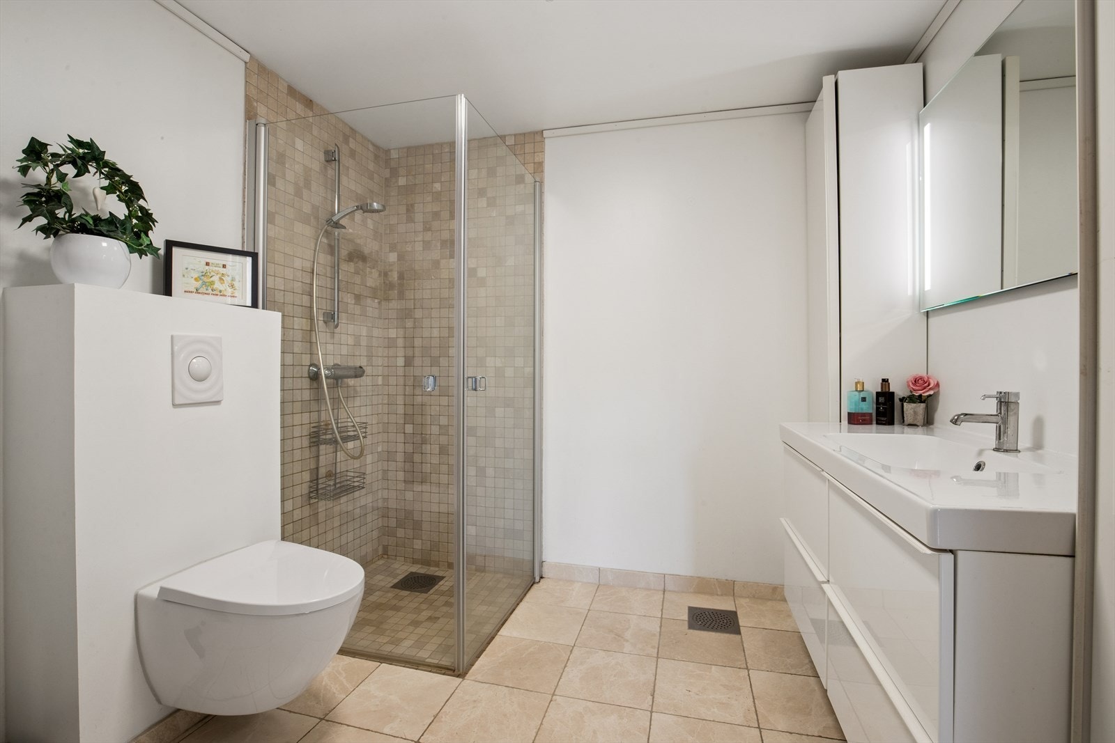 Badet ble oppusset i 2015 av Osvald Sivertsen Galleribilde