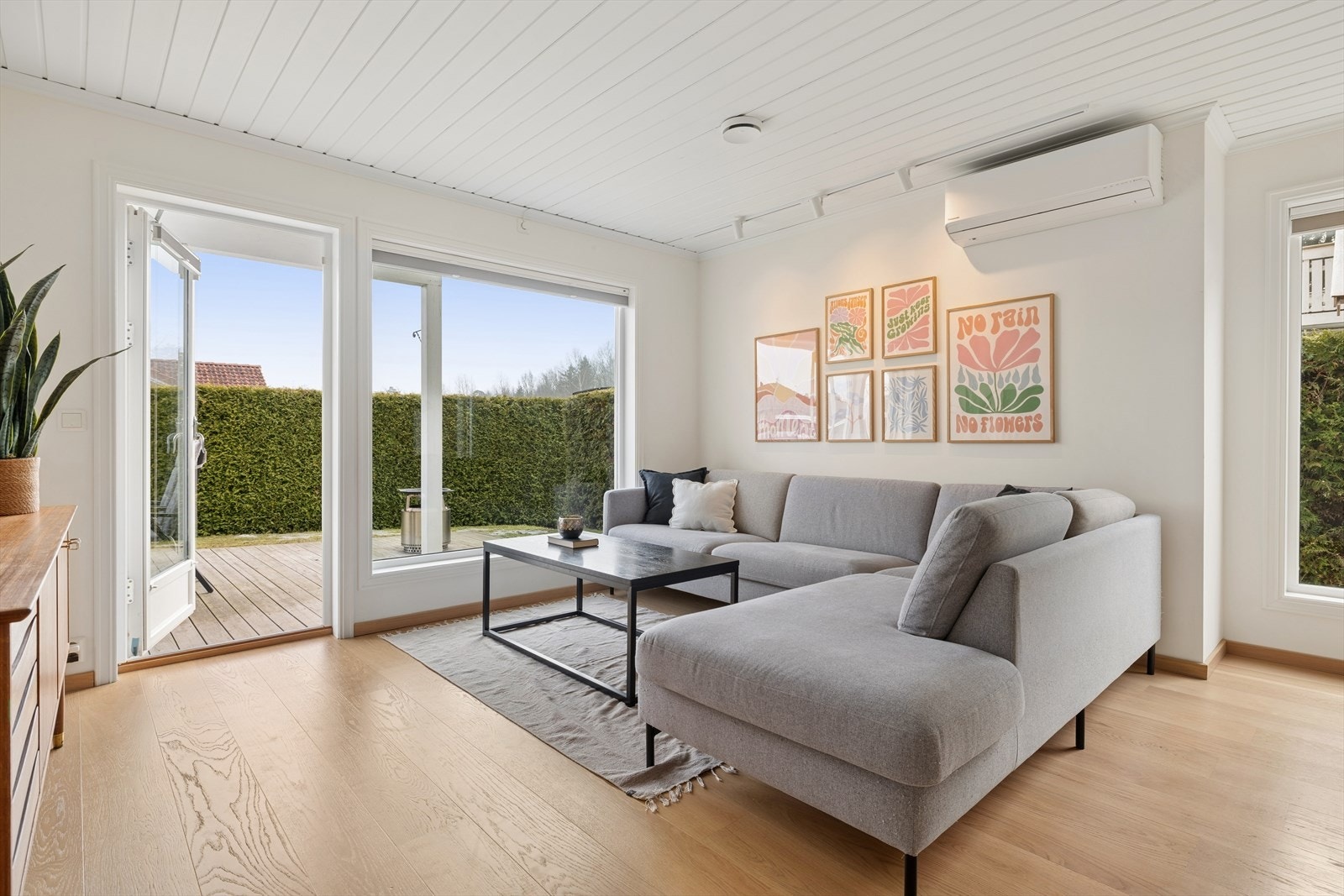 En ny varmepumpe fra 2023 sørger for effektiv og behagelig oppvarming. Galleribilde