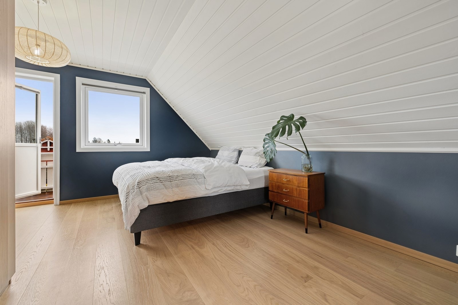 Det tredje soverommet i etasjen har utgang til en egen veranda på ca. 6 m². Galleribilde