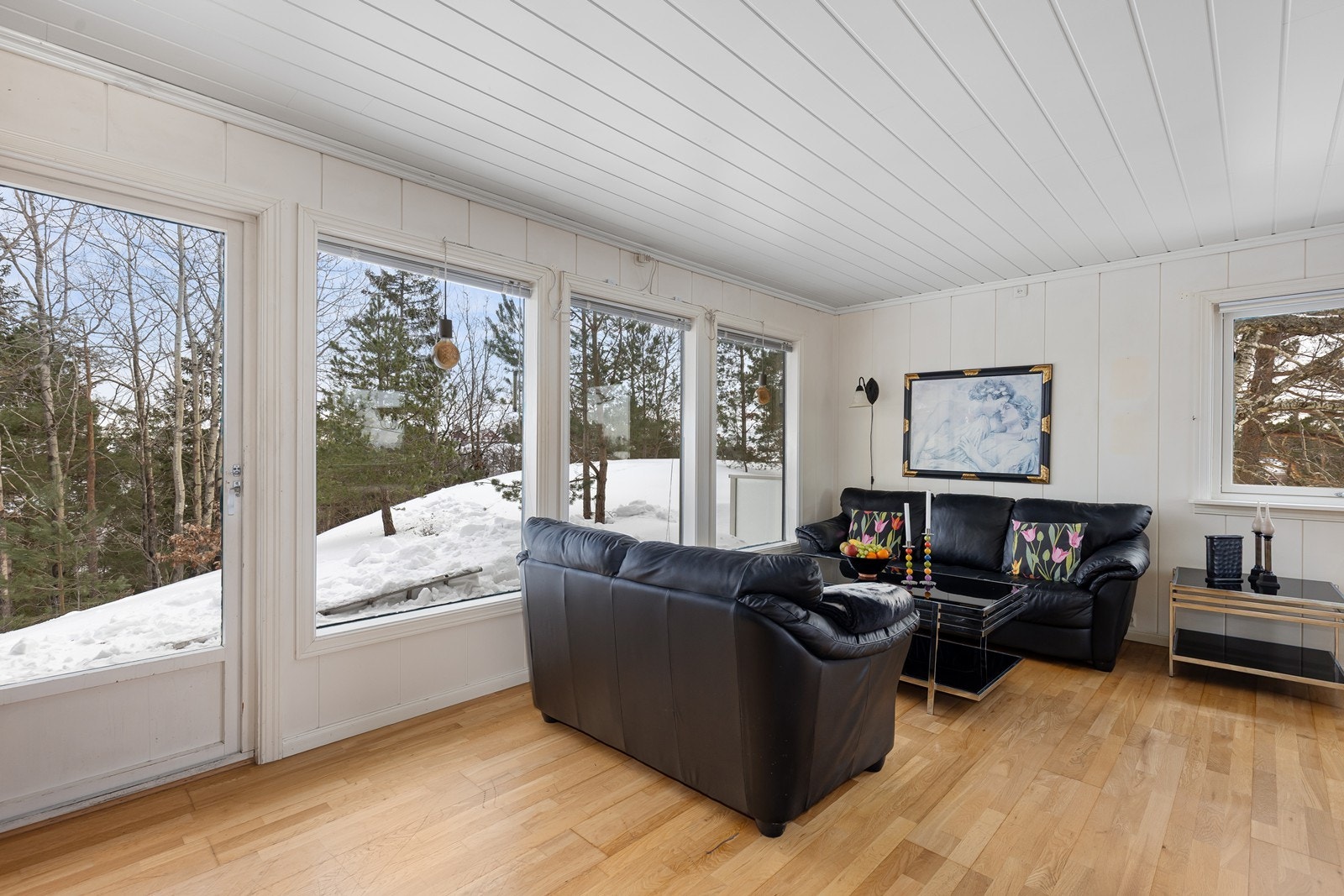 God plass til sofagruppe/ salong Galleribilde