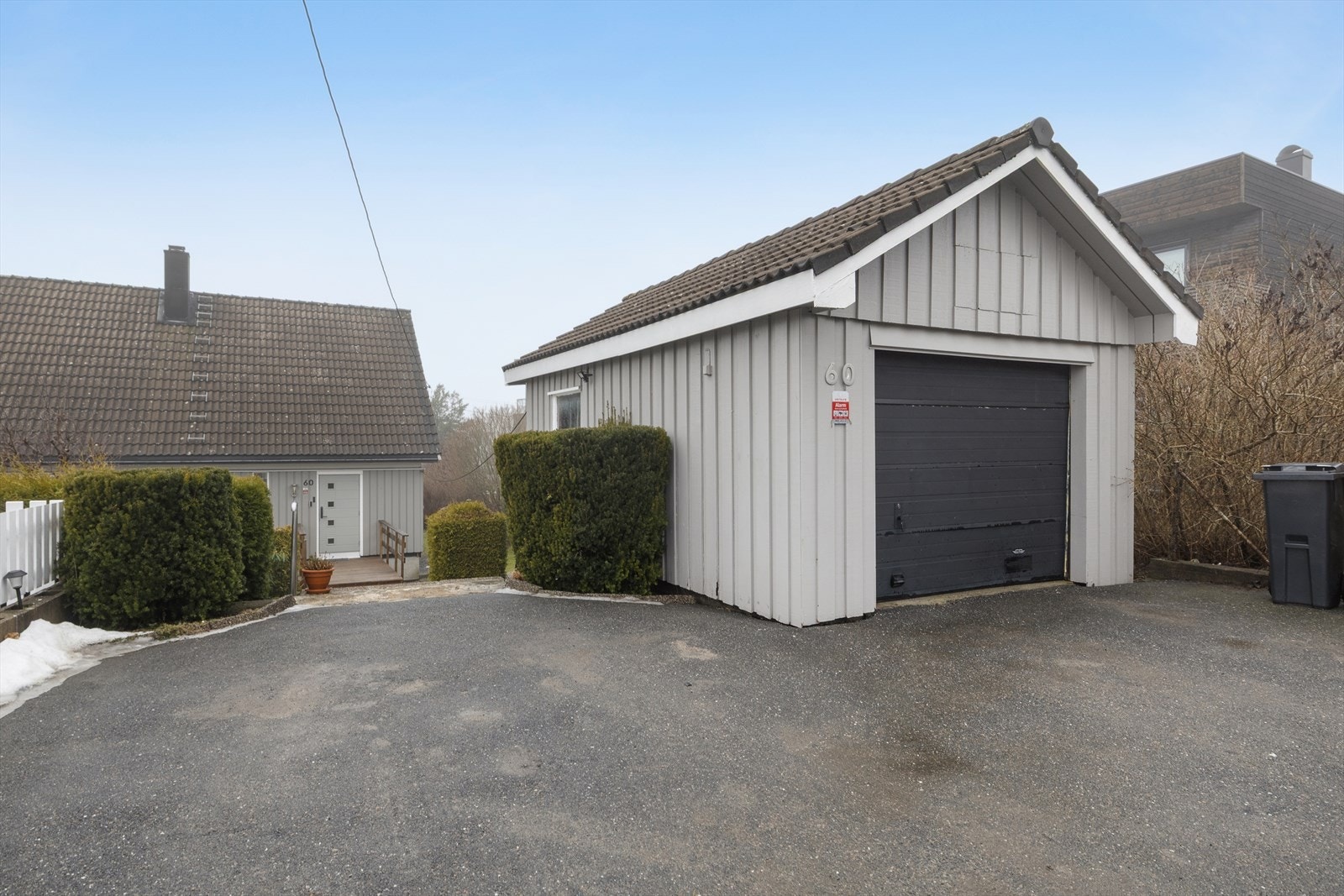 Frittstående garasje Galleribilde