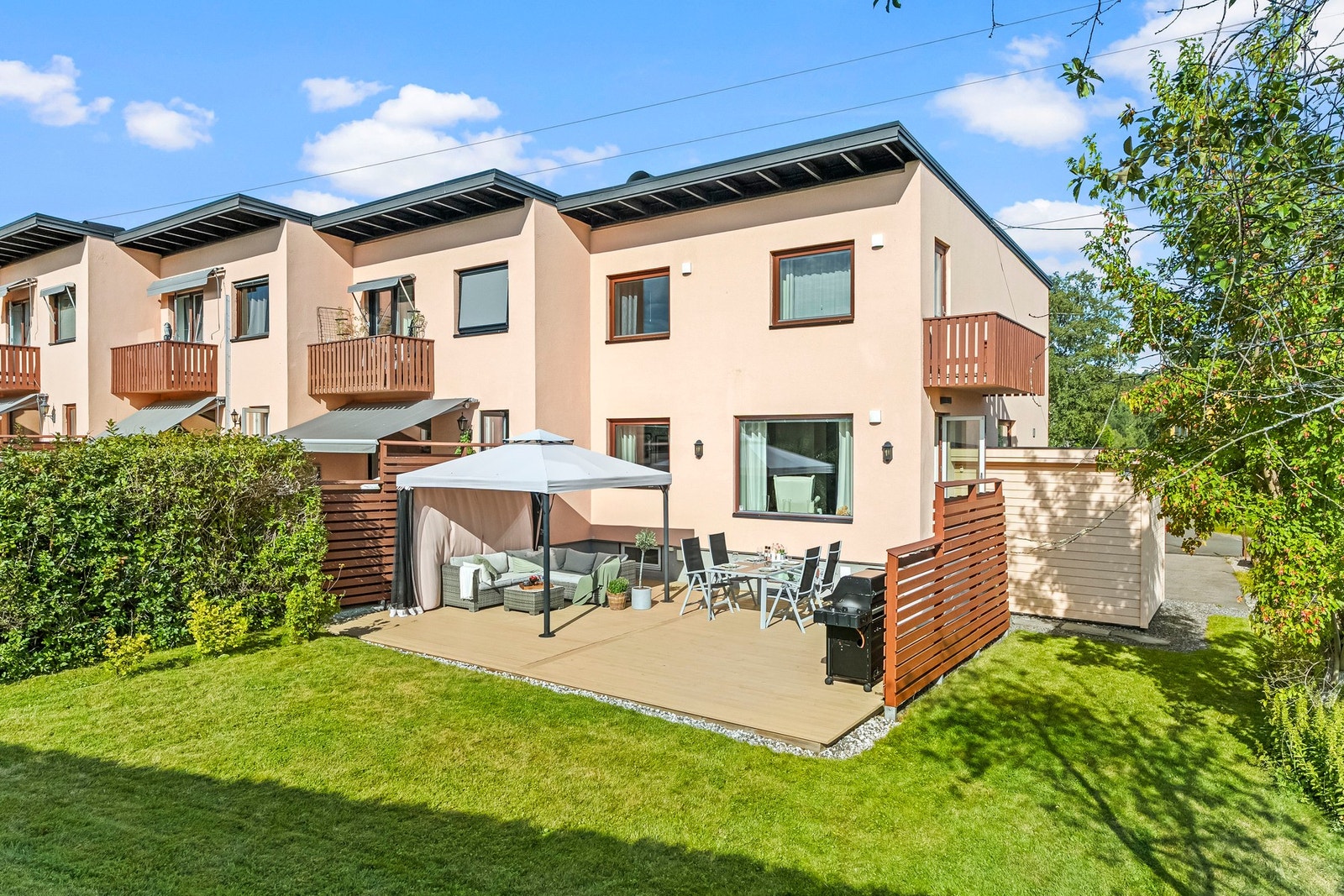 Velkommen til Langerudsvingen 3F! Presentert av Privatmeglere Marius Semmerud Berg og Fridtjof Sparbo. Galleribilde