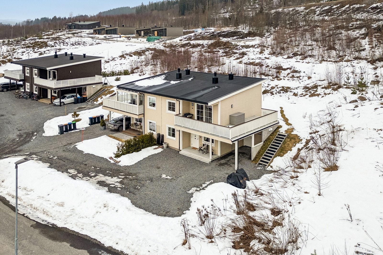 Boligen ligger i Vikslia på Tangen, et nytt boligområde som er under utvikling. Galleribilde